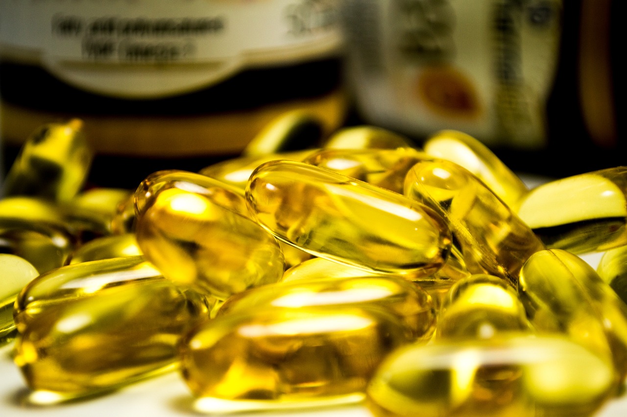 Gel capsules, medicine, supplements — 5 ways to avoid getting sick while travelling