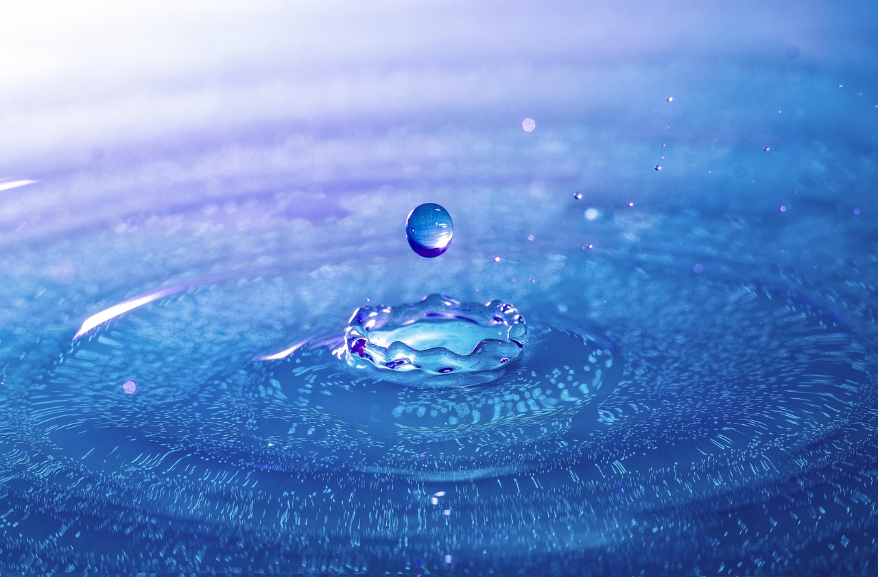 Drops, waterdrop, splash — 9 Tips On How You Can Safely Visit Your Dentist During The COVID-19 Pandemic