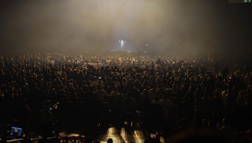Concert, crowd, performer — Explore the Benefits of Choosing Major Site for Gaming