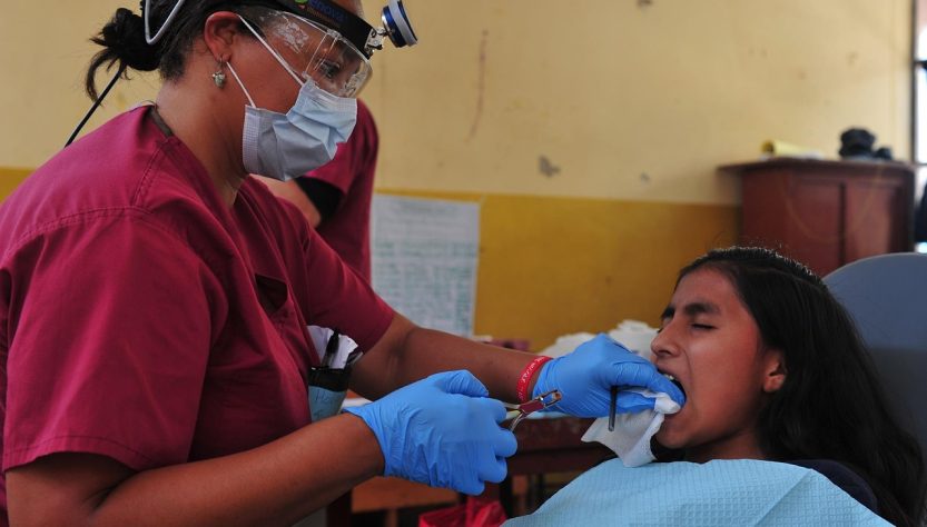 Dentist, tooth extraction, dental — How to help patients with dental anxiety?