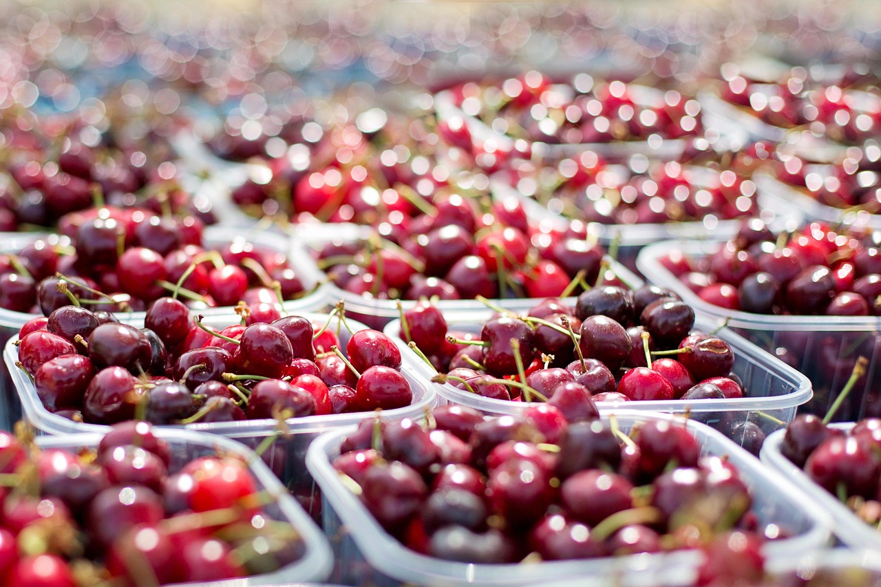 Cherries, fruit, tubs — Overview Of Traditional Chinese Medicine