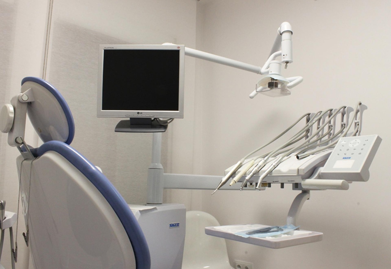 Dental, teeth, dentist — The 8 Best Healthy Practices for Healthy Teeth and Gums
