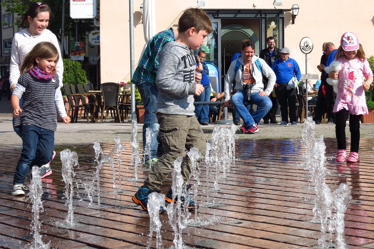Children, water feature, friedrichshafen — Vendor's Guide to choosing SARMS for Sale