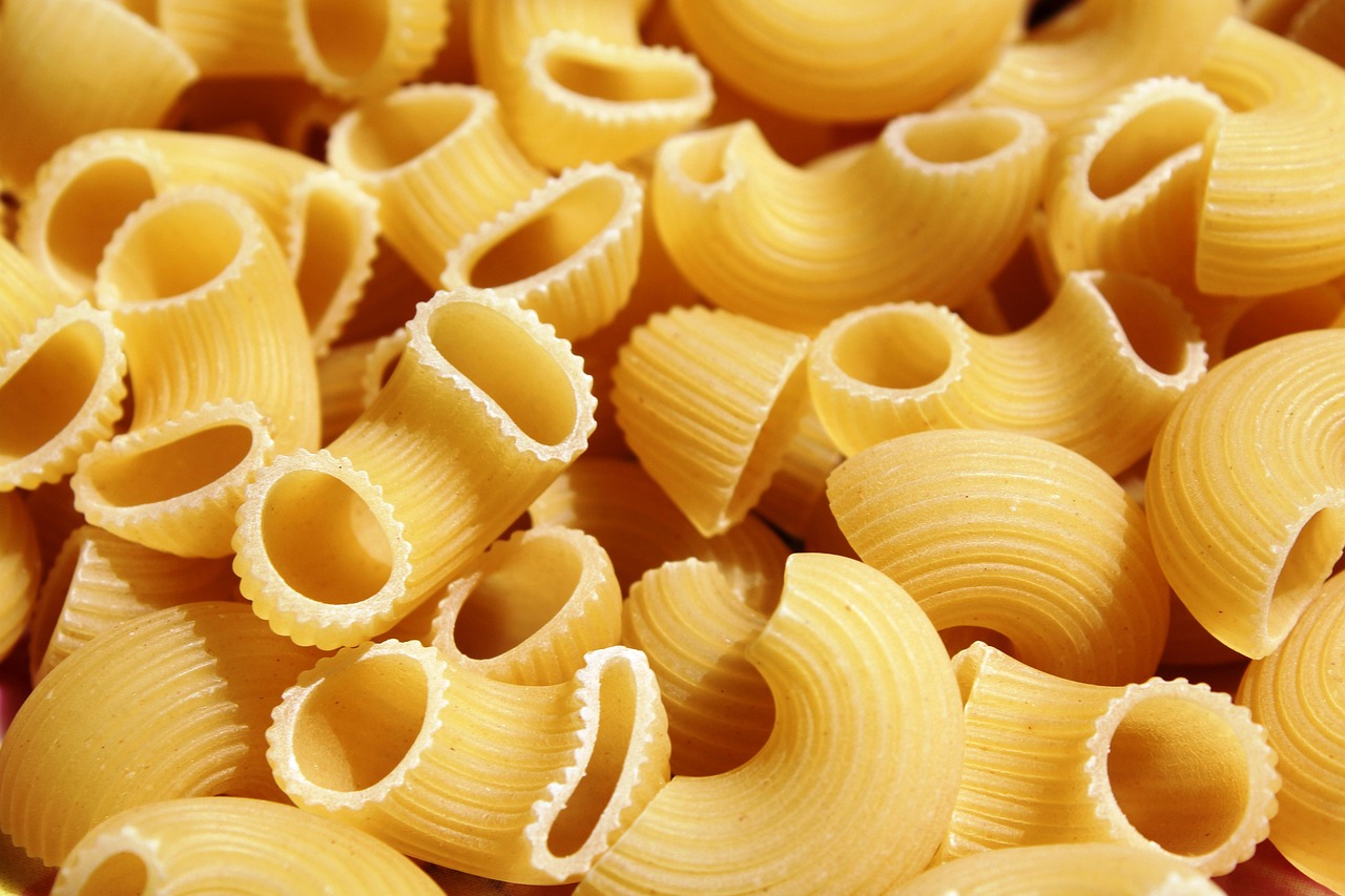 Pasta, raw, carbohydrates — What and When You Can Make Use of the Dried Fruits?